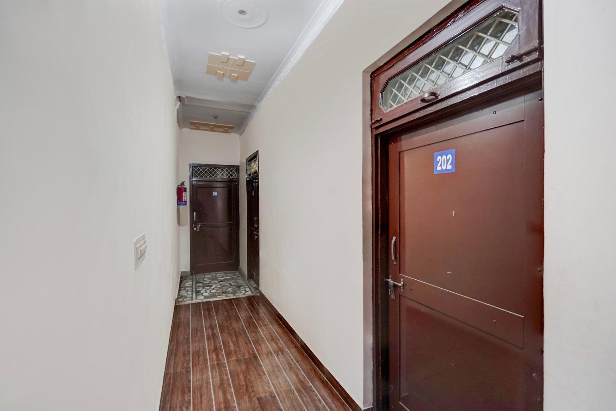 Oyo Hotel Maharaja Palace Meerut Zewnętrze zdjęcie