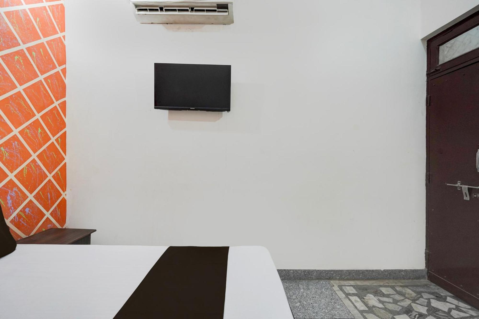 Oyo Hotel Maharaja Palace Meerut Zewnętrze zdjęcie